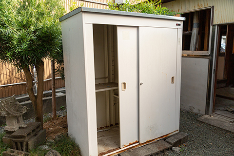 東京都内全域対応。物置の中の不要な物まで対応します！